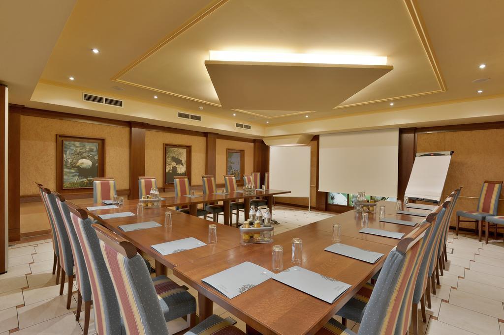 Goldener Adler Hotel 4*